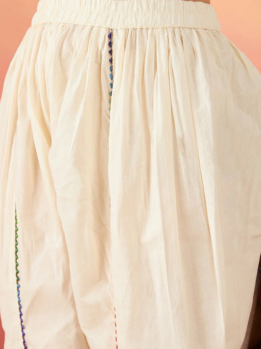 Off White Ethnic Motifs Self Design Thread Work Pure Cotton Kurta Set