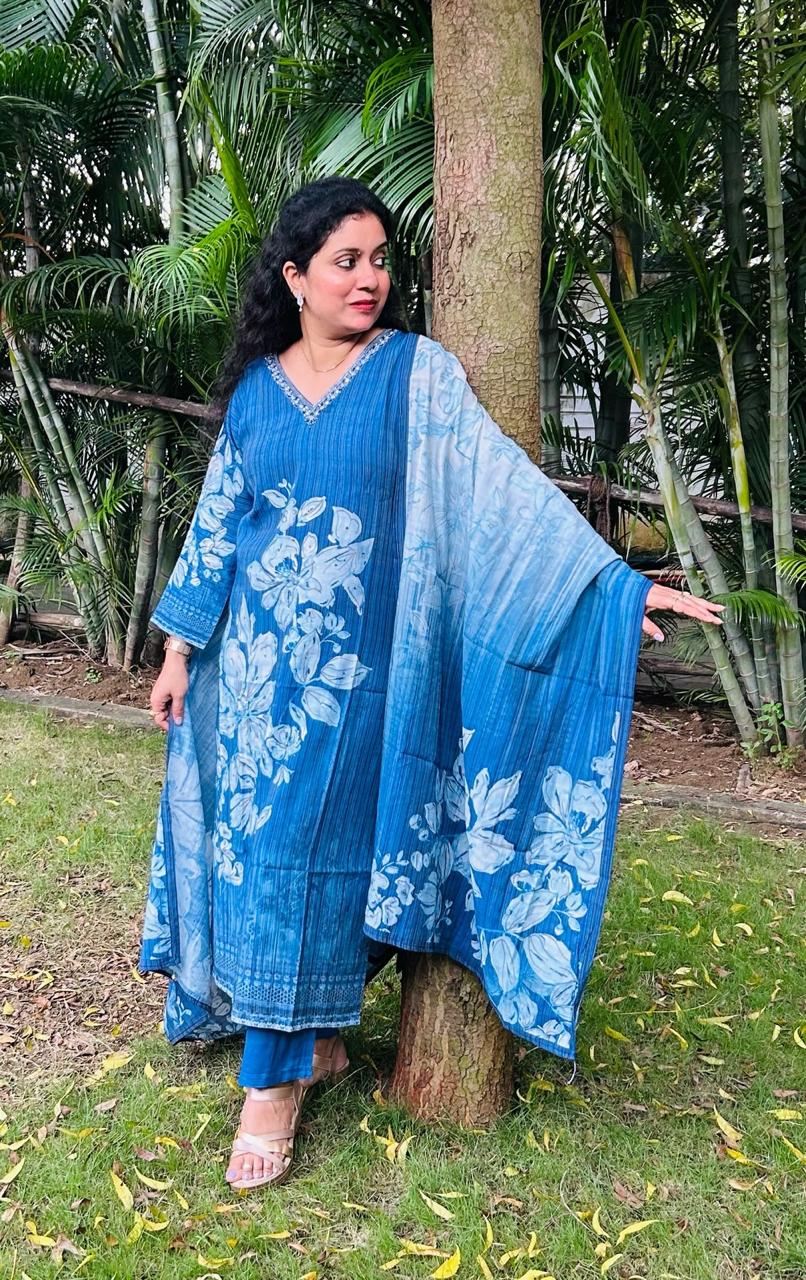 Blue Kurta Suit Set with Printed Duppatta